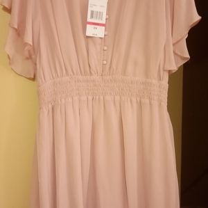 Cute chiffon dress!